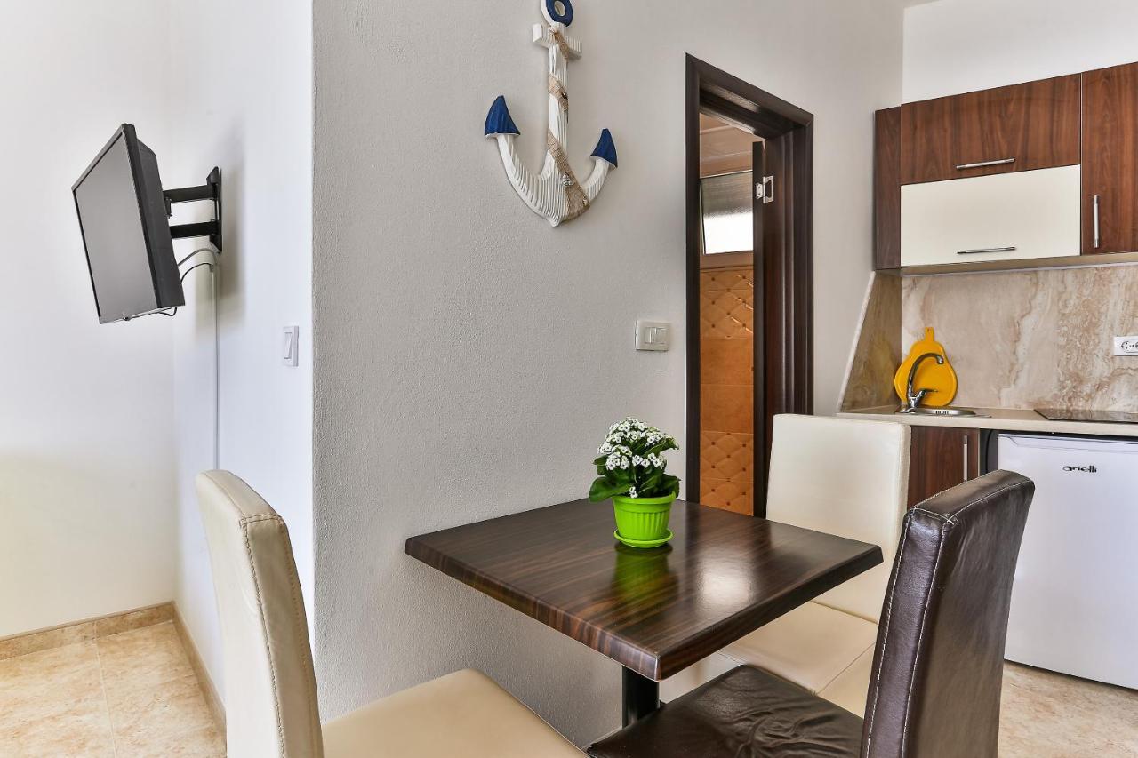 Buskovic Apartment Dobra Voda Exterior foto