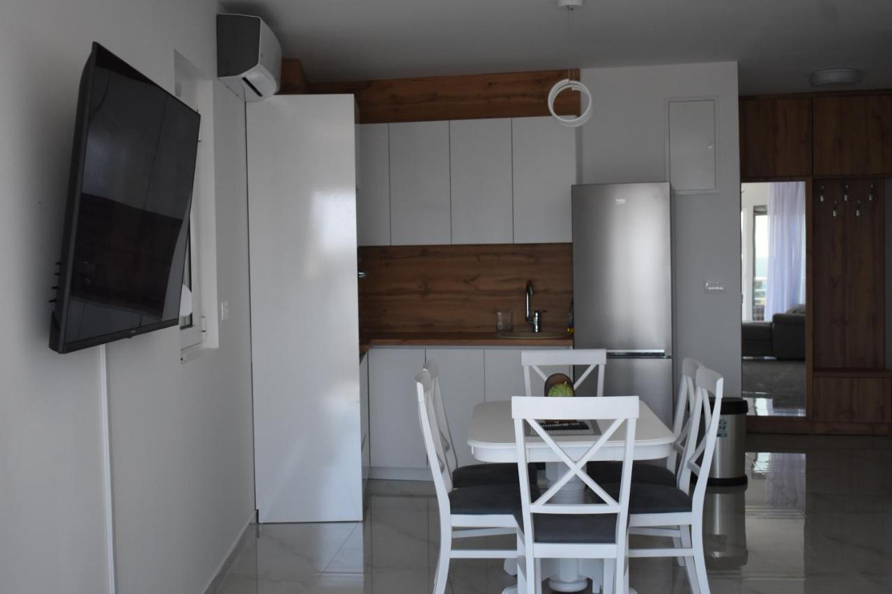 Buskovic Apartment Dobra Voda Exterior foto